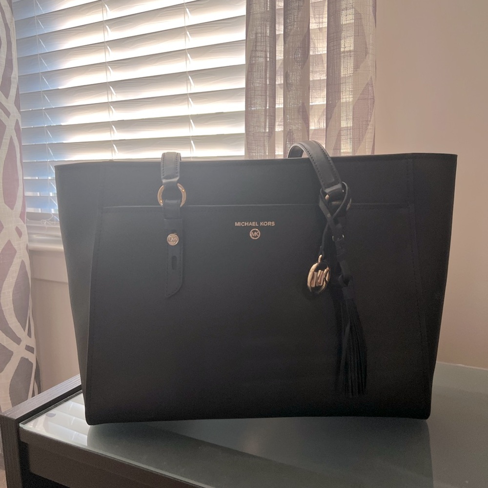 Michael Kors Sullivan Tote/Purse